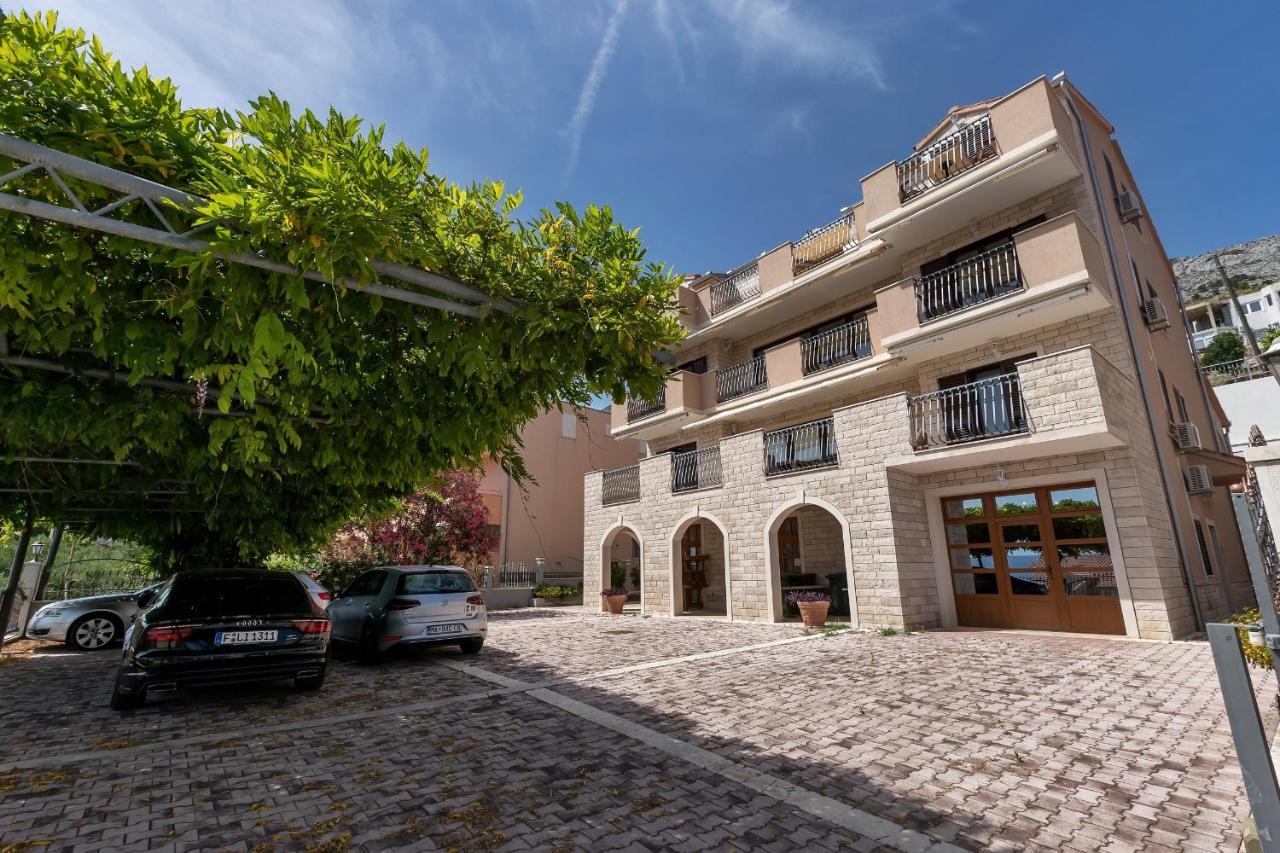 Apartments And Rooms With Parking Space Duce, Omis - 10303 외부 사진