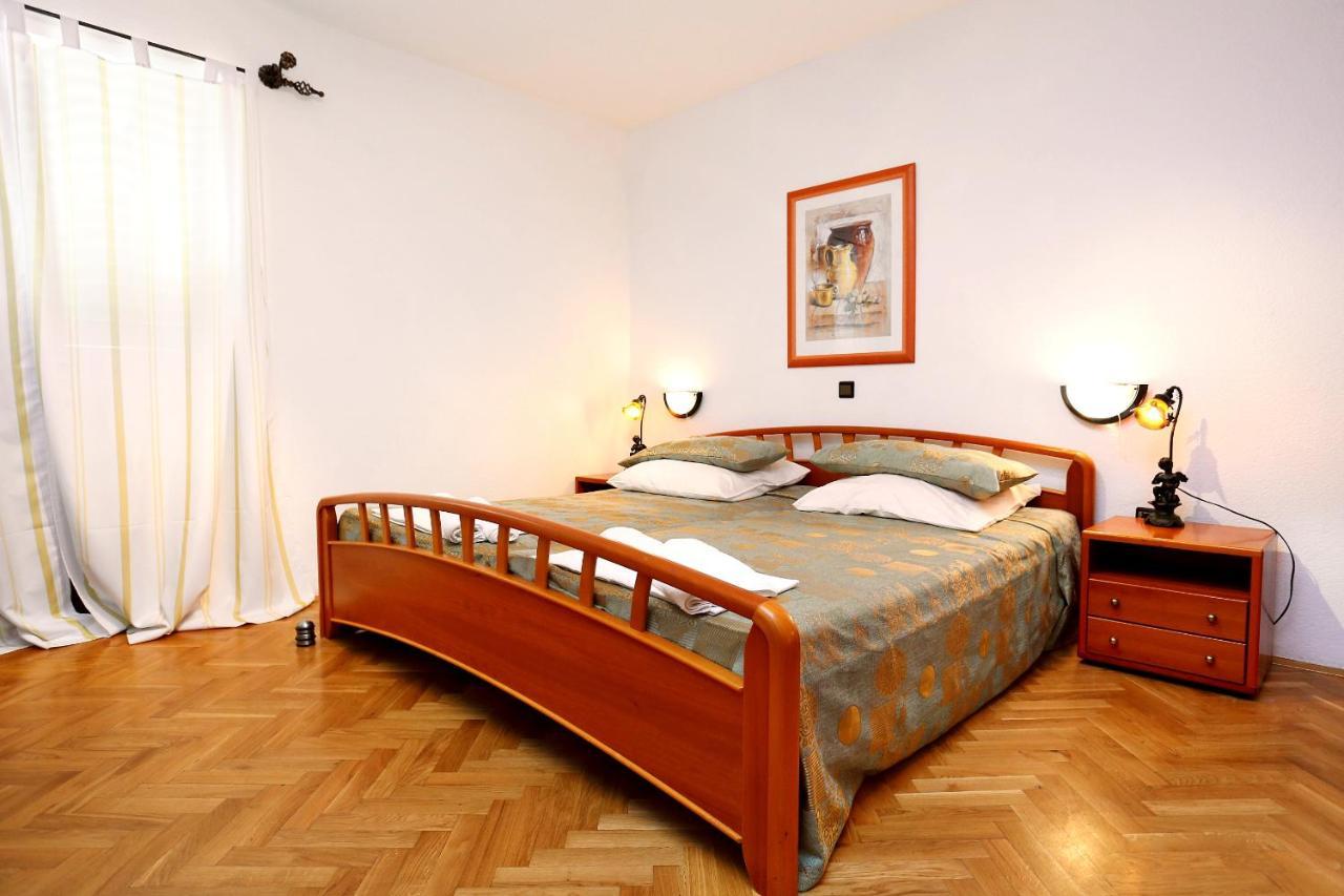 Apartments And Rooms With Parking Space Duce, Omis - 10303 외부 사진