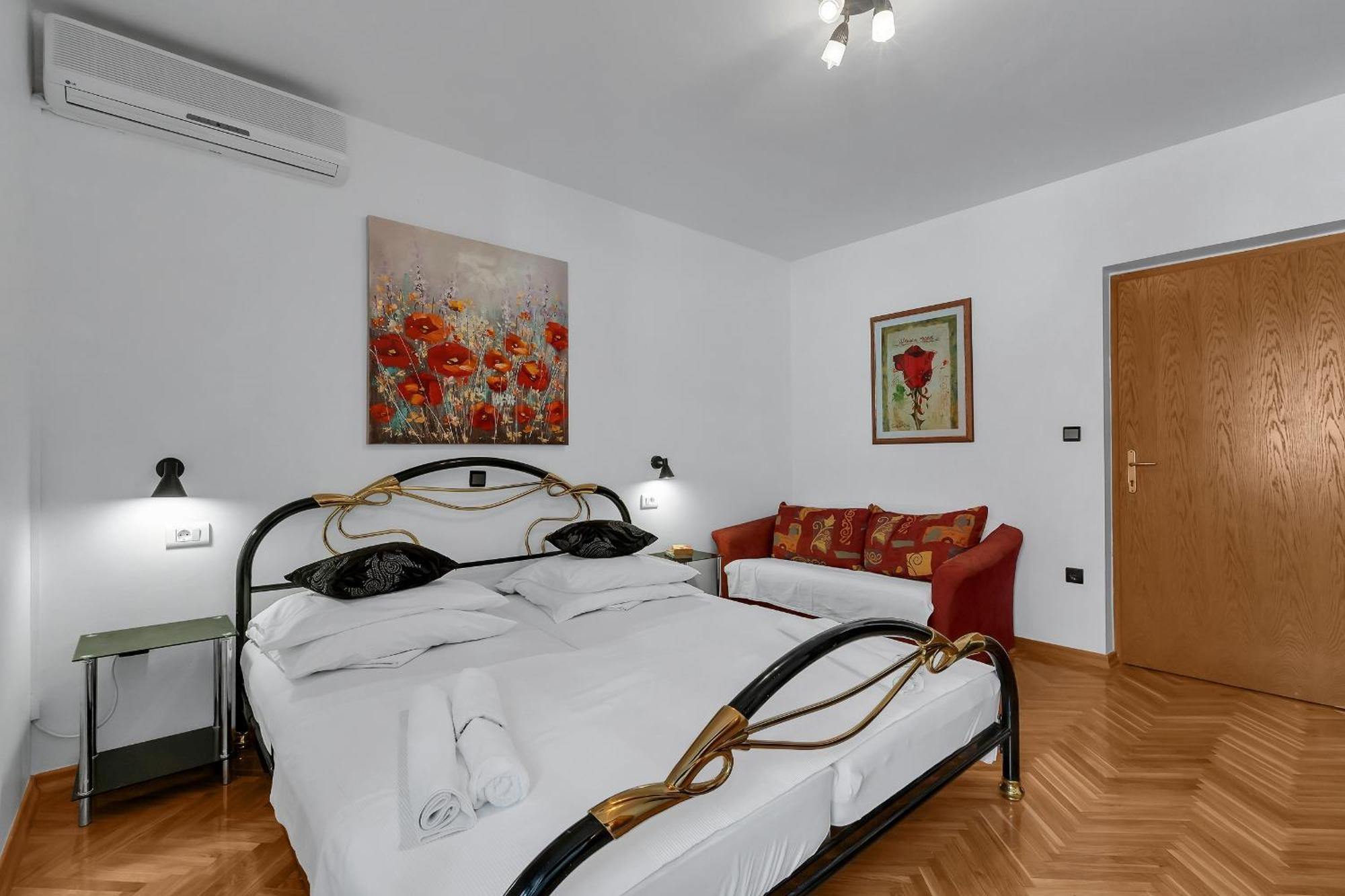 Apartments And Rooms With Parking Space Duce, Omis - 10303 객실 사진
