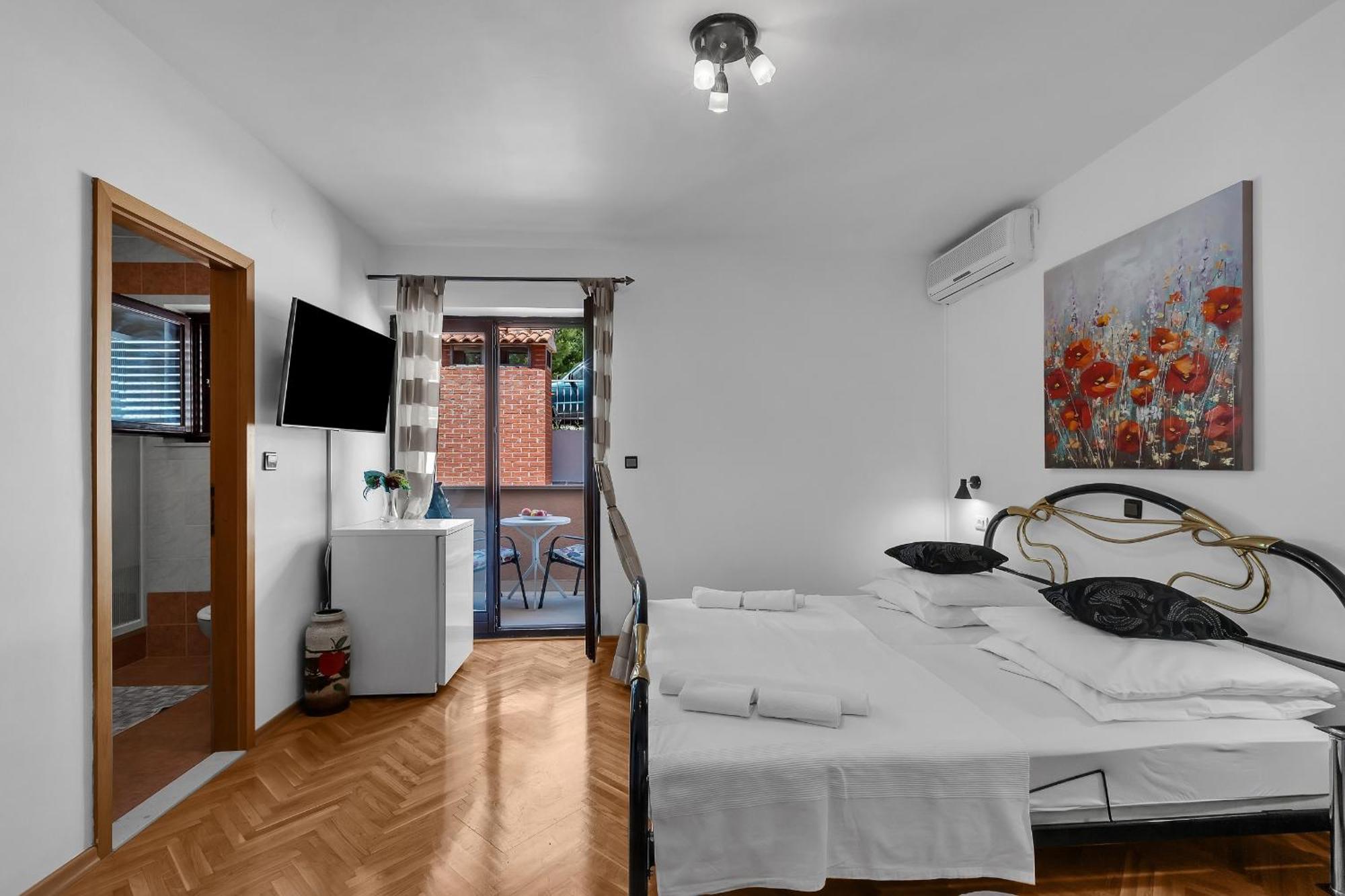 Apartments And Rooms With Parking Space Duce, Omis - 10303 객실 사진